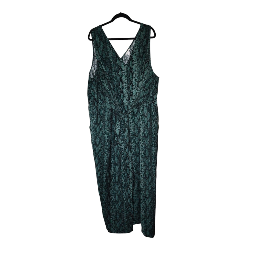 2/30 Ava & Viv Elegant Green Sleeveless Romper